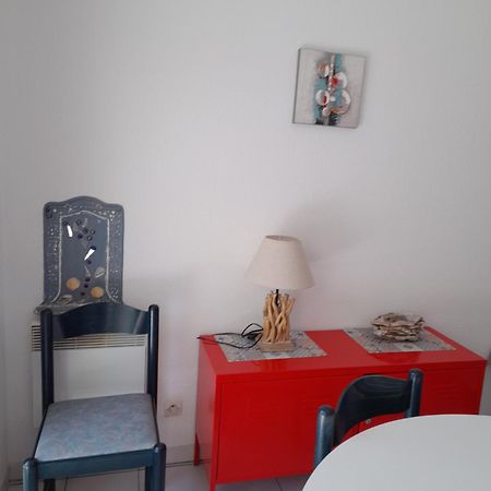 Appartement T2 Ocean Location Avec Terrasse Et Parking 200 M De La Plage Мольєтс-е-Маа Екстер'єр фото
